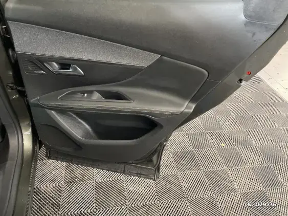 PEUGEOT 3008 II - voiture d'occasion - Photo 42