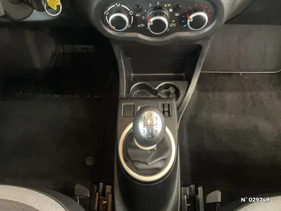 RENAULT TWINGO III - voiture d'occasion - Photo 33