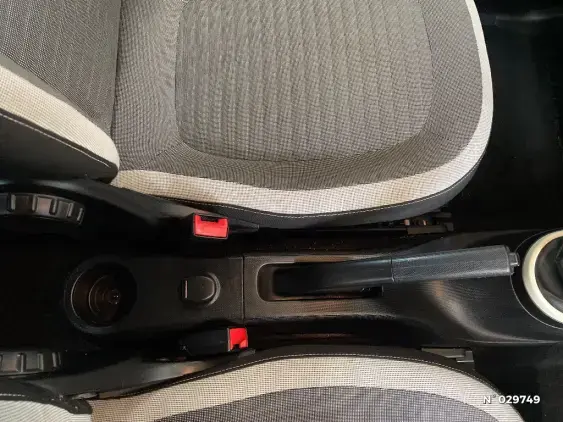 RENAULT TWINGO III - voiture d'occasion - Photo 34