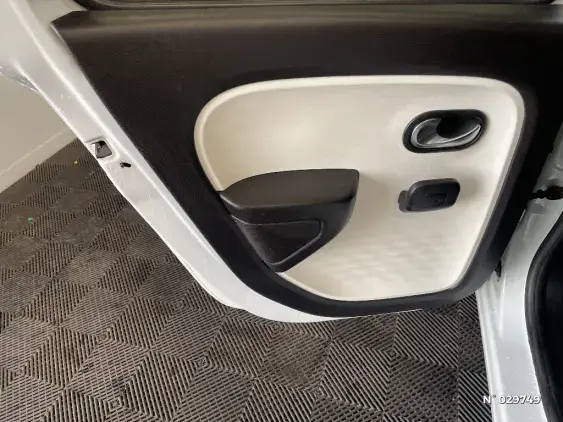 RENAULT TWINGO III - voiture d'occasion - Photo 43