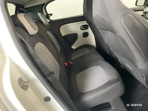 RENAULT TWINGO III - voiture d'occasion - Photo 11