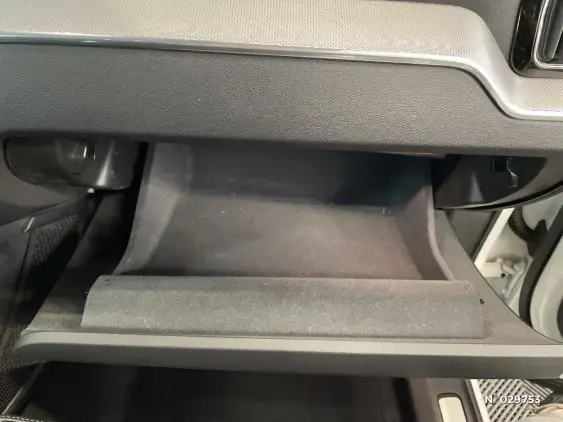 VOLVO XC60 II - voiture d'occasion - Photo 35