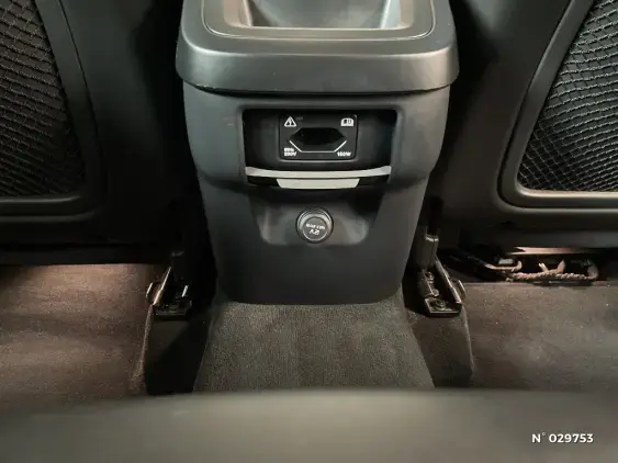 VOLVO XC60 II - voiture d'occasion - Photo 37