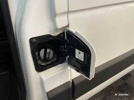 RENAULT MASTER FG III - voiture d'occasion - Photo 40