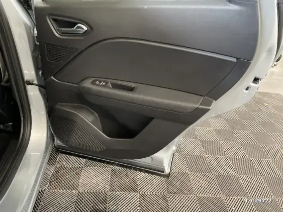 RENAULT CAPTUR II - voiture d'occasion - Photo 41