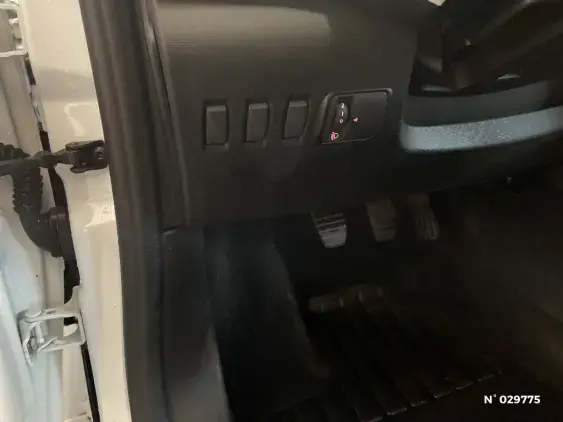 RENAULT TWINGO III - voiture d'occasion - Photo 15