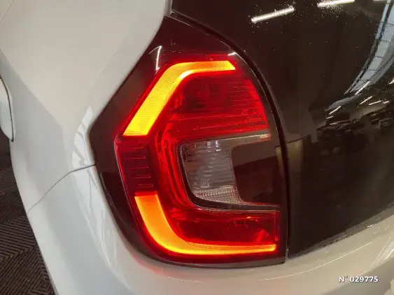 RENAULT TWINGO III - voiture d'occasion - Photo 42