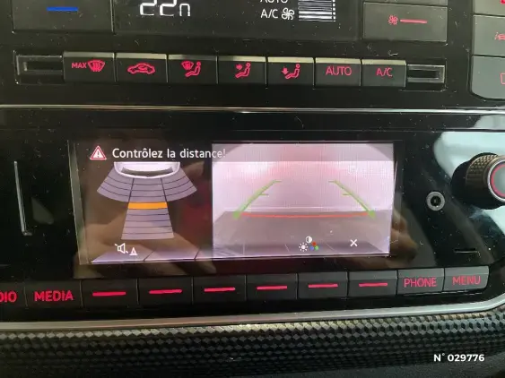 VOLKSWAGEN E-UP! II - voiture d'occasion - Photo 14