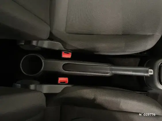 VOLKSWAGEN E-UP! II - voiture d'occasion - Photo 35