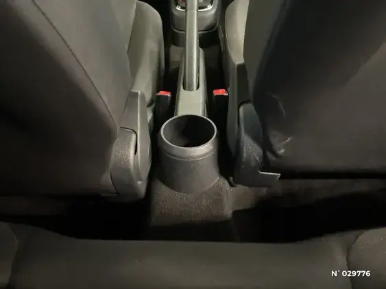 VOLKSWAGEN E-UP! II - voiture d'occasion - Photo 37