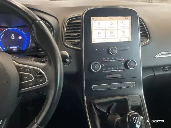 RENAULT SCENIC IV - voiture d'occasion - Photo 13