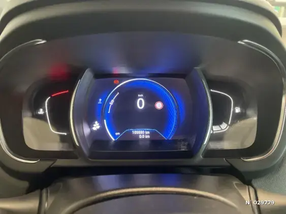 RENAULT SCENIC IV - voiture d'occasion - Photo 12