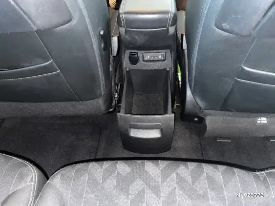 RENAULT SCENIC IV - voiture d'occasion - Photo 37