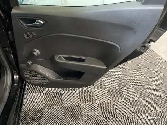 RENAULT CLIO V - voiture d'occasion - Photo 38