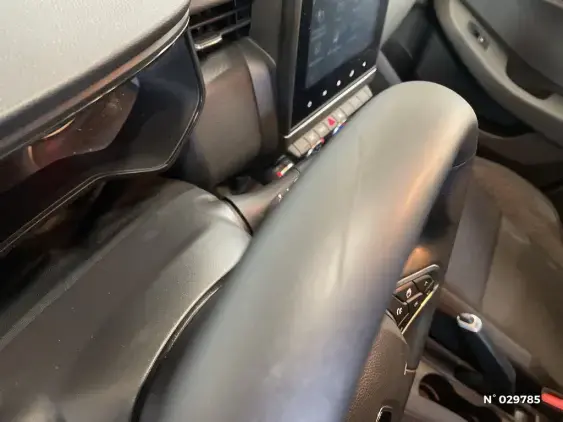 RENAULT CLIO V - voiture d'occasion - Photo 26