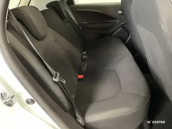 RENAULT ZOE - voiture d'occasion - Photo 11