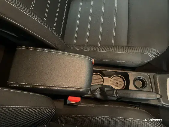 DACIA DUSTER II - voiture d'occasion - Photo 35