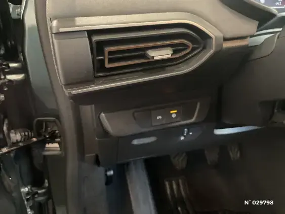DACIA SANDERO III - voiture d'occasion - Photo 15