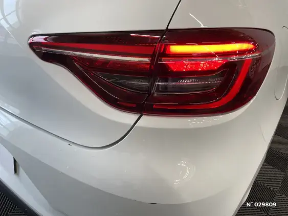 RENAULT CLIO REVERSIBLE V - voiture d'occasion - Photo 40