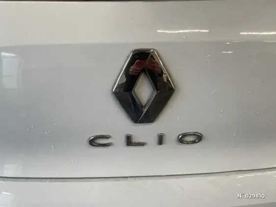 RENAULT CLIO REVERSIBLE V - voiture d'occasion - Photo 41