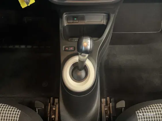 RENAULT TWINGO ELECTRIQUE III - voiture d'occasion - Photo 30