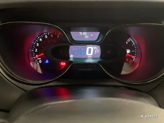 RENAULT CAPTUR - voiture d'occasion - Photo 12