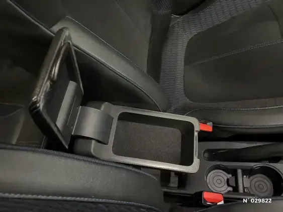 RENAULT CAPTUR - voiture d'occasion - Photo 40