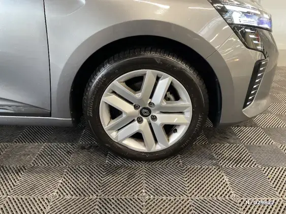 RENAULT CLIO V - voiture d'occasion - Photo 8