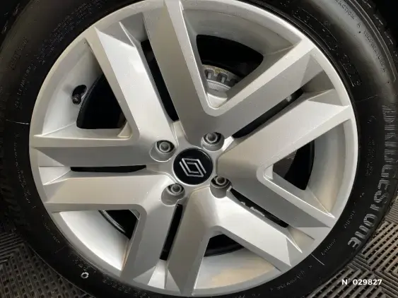 RENAULT CLIO V - voiture d'occasion - Photo 42