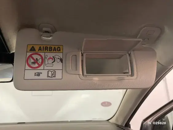 RENAULT CLIO V - voiture d'occasion - Photo 29