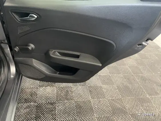 RENAULT CLIO V - voiture d'occasion - Photo 36