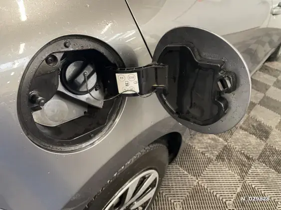 RENAULT CLIO V - voiture d'occasion - Photo 37