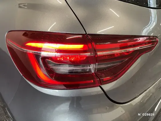 RENAULT CLIO V - voiture d'occasion - Photo 40