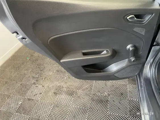 RENAULT CLIO V - voiture d'occasion - Photo 43