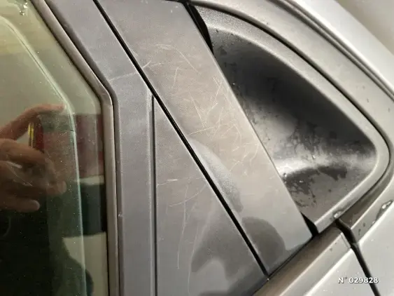 RENAULT CLIO V - voiture d'occasion - Photo 27