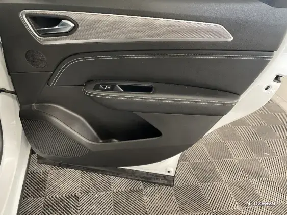 RENAULT ARKANA - voiture d'occasion - Photo 39