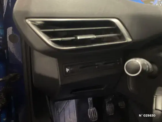 PEUGEOT 3008 II - voiture d'occasion - Photo 15