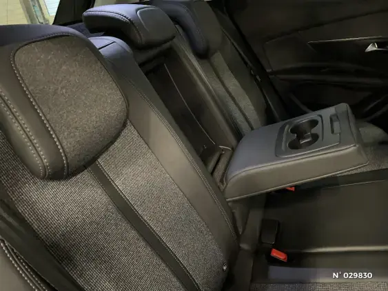 PEUGEOT 3008 II - voiture d'occasion - Photo 38
