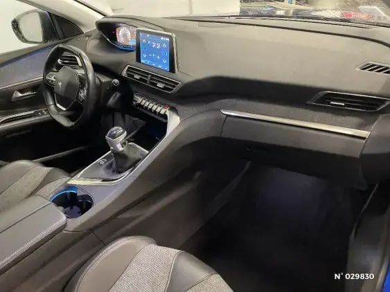 PEUGEOT 3008 II - voiture d'occasion - Photo 10