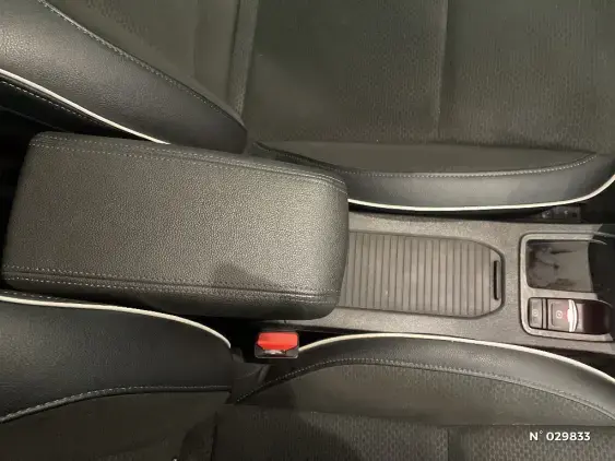 RENAULT CLIO V - voiture d'occasion - Photo 34