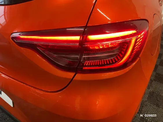 RENAULT CLIO V - voiture d'occasion - Photo 40