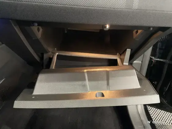 RENAULT CLIO V - voiture d'occasion - Photo 37