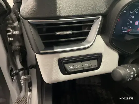 RENAULT CLIO V - voiture d'occasion - Photo 15