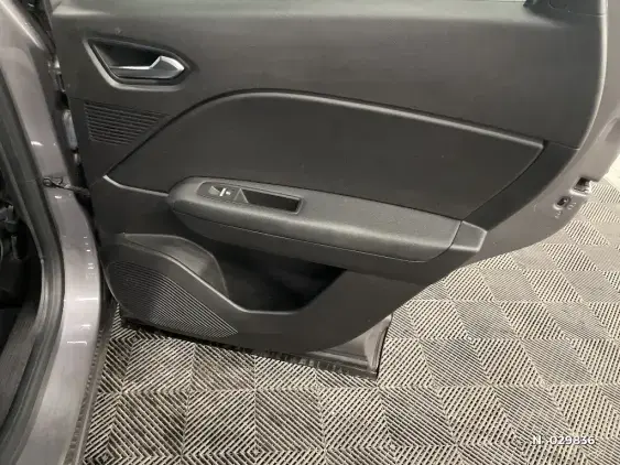 RENAULT CAPTUR II - voiture d'occasion - Photo 39