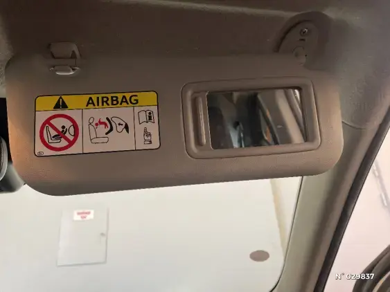 TOYOTA YARIS CROSS I - voiture d'occasion - Photo 30