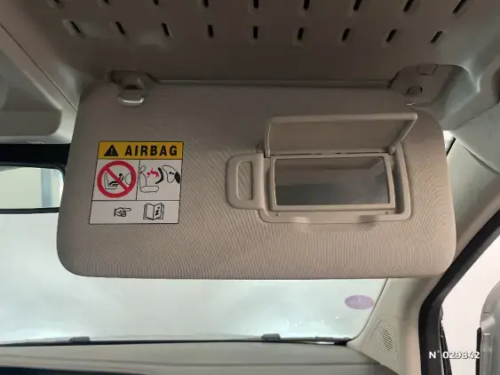 RENAULT KANGOO III - voiture d'occasion - Photo 32