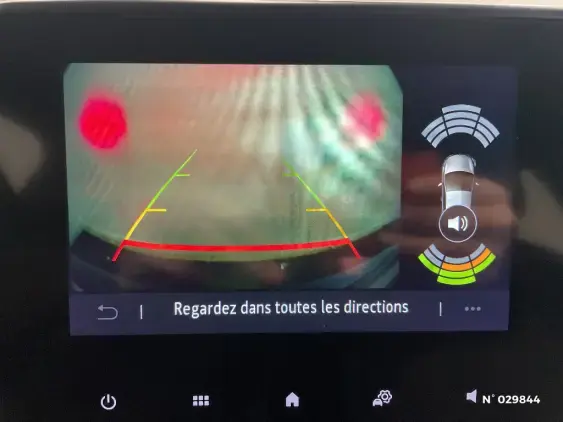 RENAULT CLIO V - voiture d'occasion - Photo 14