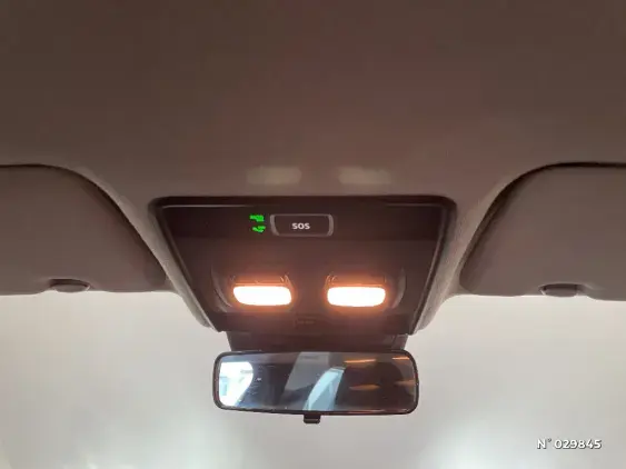 RENAULT CLIO V - voiture d'occasion - Photo 32