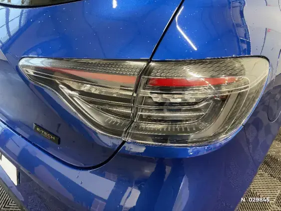 RENAULT CLIO V - voiture d'occasion - Photo 40