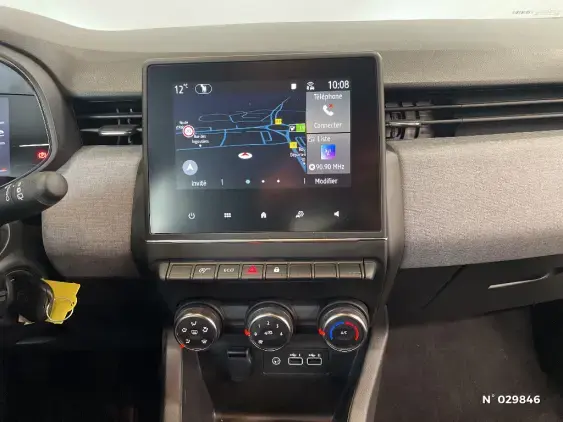 RENAULT CLIO V - voiture d'occasion - Photo 32